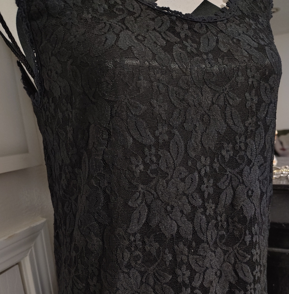 BCBCMaxAzaria $375 Black Lace Tiered Shift Dress Women's Medium Whimsigoth - Picture 2 of 6